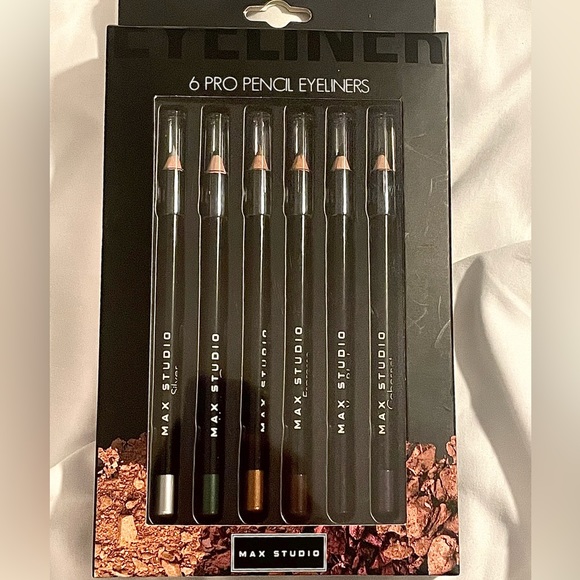 6 PRO PENCIL EYELINERS - Picture 1 of 3